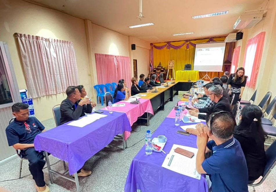 กิจกรรมอบรมให้ความรู้เกี่ยวกับการเลือกตั้งท้องถิ่น (อบต.) ครบวาระและยกฐานะ ด้วยโปรแกรม Zoom cloud Meeting ฯ